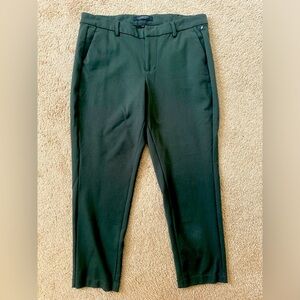 Liverpool Plus size Pants. Light stretchy fabric for a classy outfit!